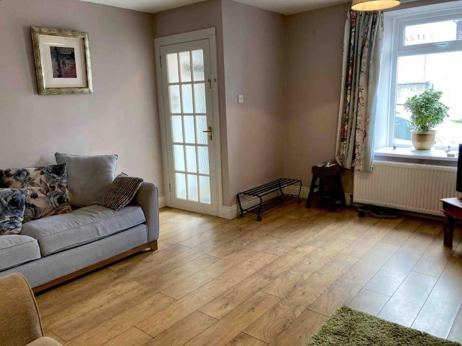 Fairhill Cottage Perfect Location With Garden In Central באליקאסל מראה חיצוני תמונה